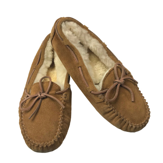 Ugg Dakota Slippers Chestnut Shoes Big Kids Unisex Size 4