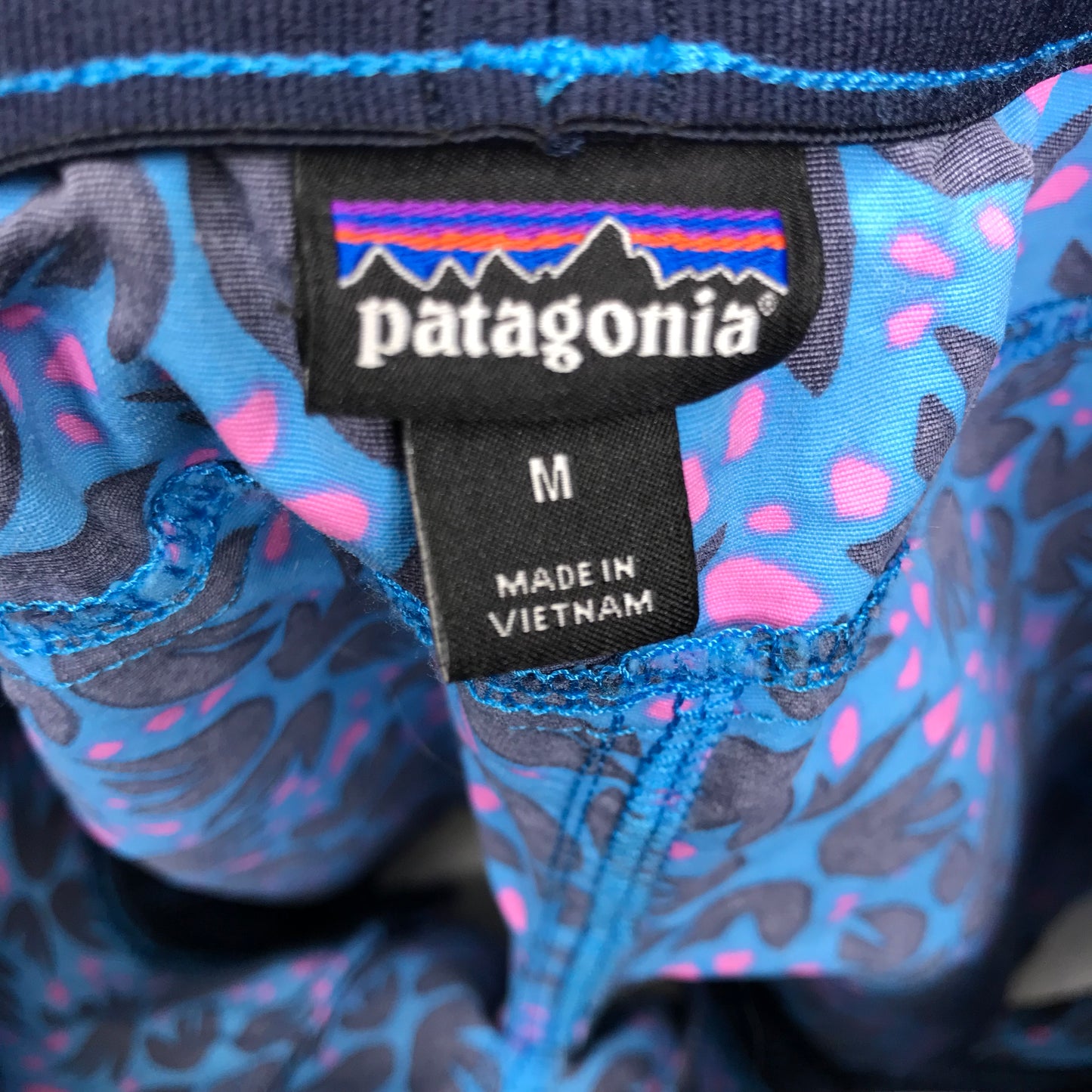 Patagonia Baggies Shorts Blue Floral Girl Size M(10)